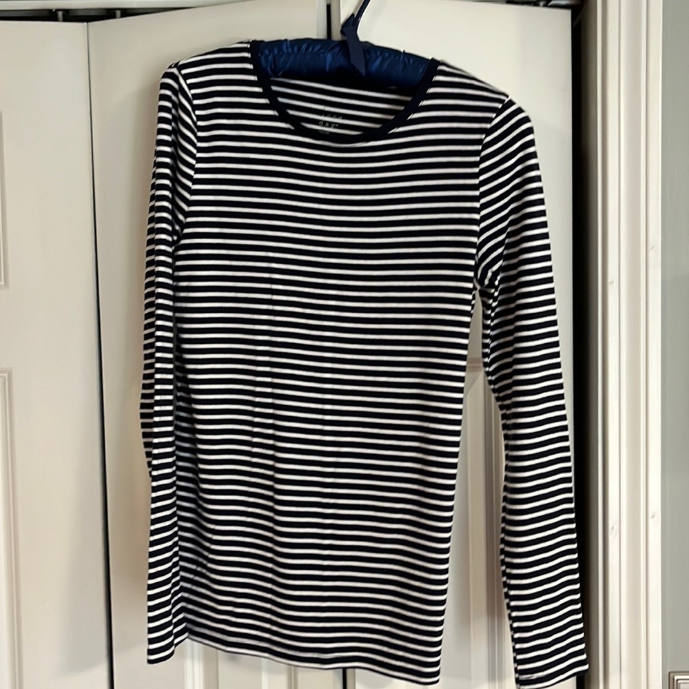 Navy and White Stripe Stretchy Long Sleeve Shirt  Size M